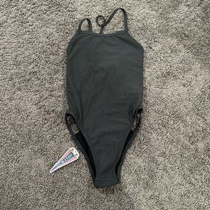 Jolyn Nico3 Tie Back